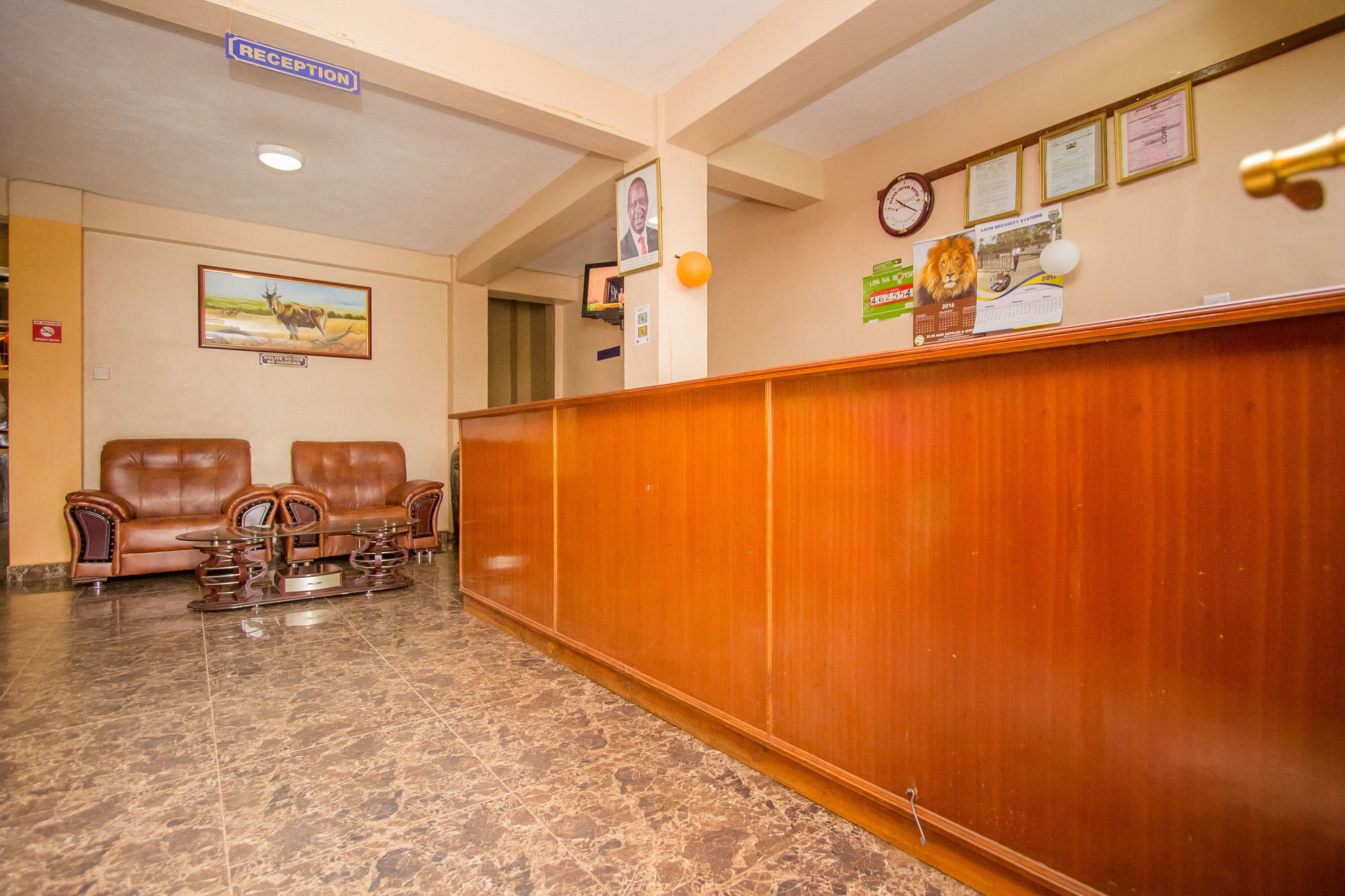 Eland Safari Hotel Nyeri Exteriör bild